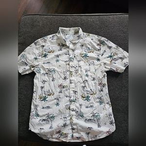 Men's Old Navy short sleeve shirt